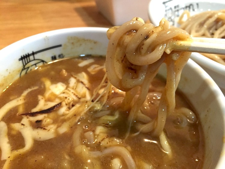 つけ麺 はつがいの濃厚つけ麺