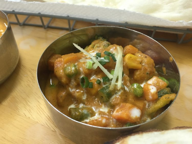本格インド料理カマルの野菜カレー