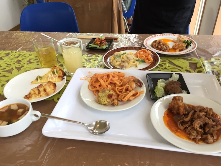 石垣島のイタリアンビュッフェ「パームズ」ランチ