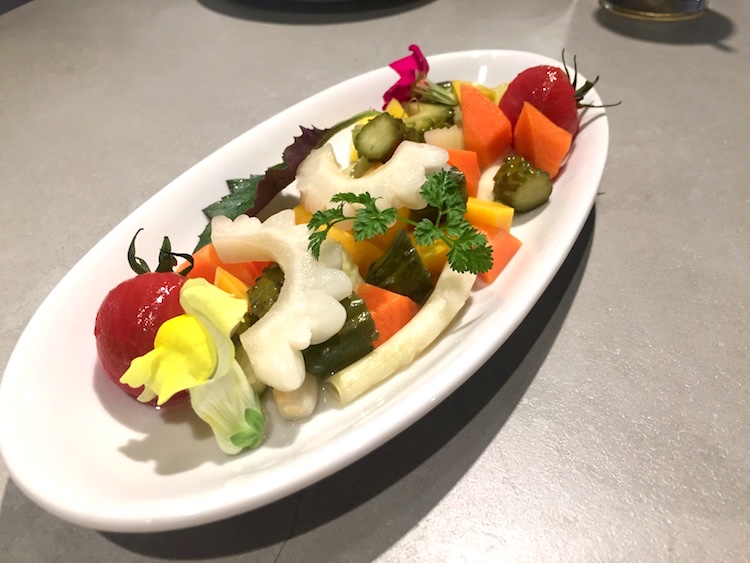 島フレンチバル佐々木勝の島野菜ピクルス
