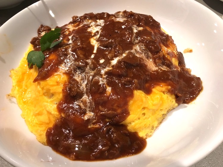 島フレンチバル佐々木勝の石垣牛オムライス