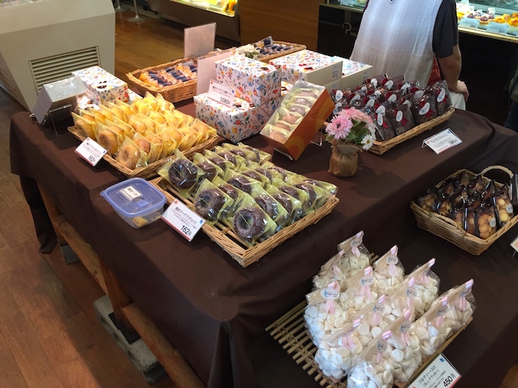 お菓子のマルシェのドーナツ
