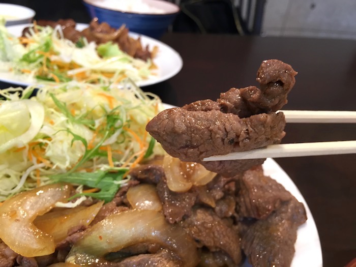 美崎牛本店の肉